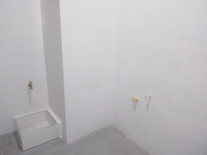 Bodega en arriendo en Cristo Rey, Medellín, 90 m² · foto 3 de 7