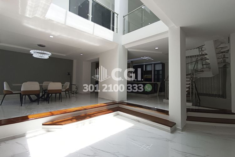 Casa de 4 alcobas en arriendo en El Esmeraldal, Envigado, 450 m² · foto 6 de 24