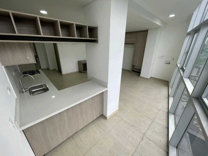 Oficina en venta en Las Acacias, Medellín, 43 m² · foto 2 de 9