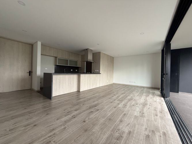 Apartamento de 2 alcobas en arriendo en El Poblado, Medellín, 106 m² · foto 4 de 20