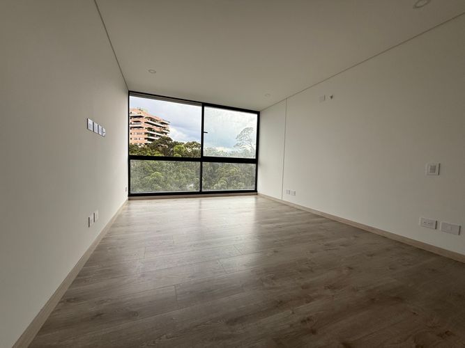 Apartamento de 2 alcobas en arriendo en El Poblado, Medellín, 106 m² · foto 14 de 20