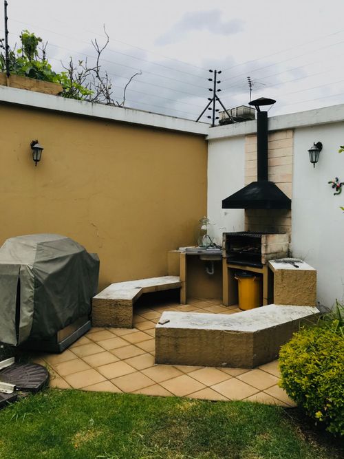Casa de 4 alcobas en venta en Ilarco, Bogotá, 270 m² · foto 9 de 14