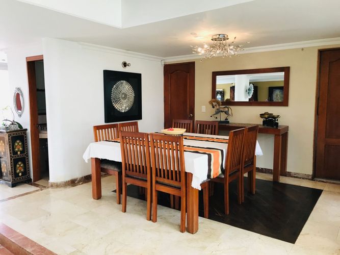 Casa de 4 alcobas en venta en Ilarco, Bogotá, 270 m² · foto 10 de 14