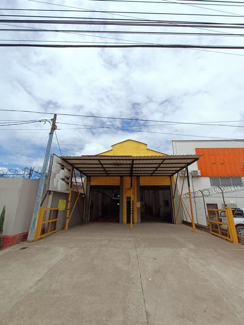 Bodega en arriendo en Niquia, Bello, 1040 m² · foto 9 de 12