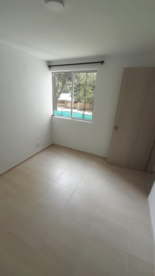 Apartamento de 2 alcobas en venta en Cinco Soles, Jamundí, 64 m² · foto 10 de 13