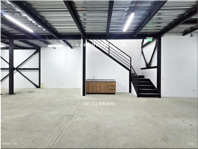 Bodega en venta en Sector Plaza De Bolivar, Pereira, 400 m² · foto 3 de 17