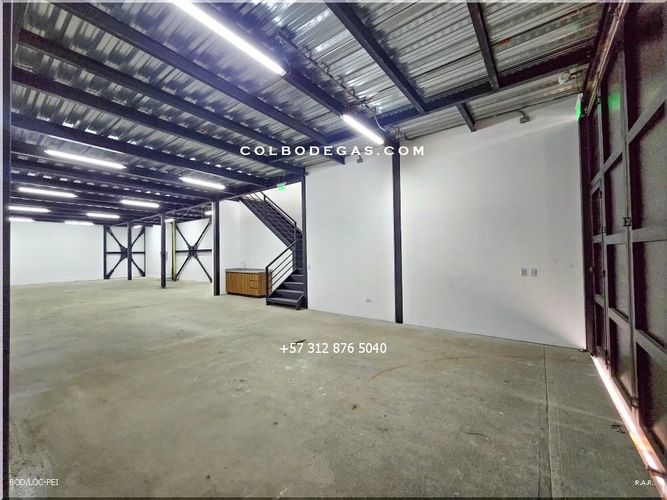 Bodega en venta en Sector Plaza De Bolivar, Pereira, 400 m² · foto 4 de 17