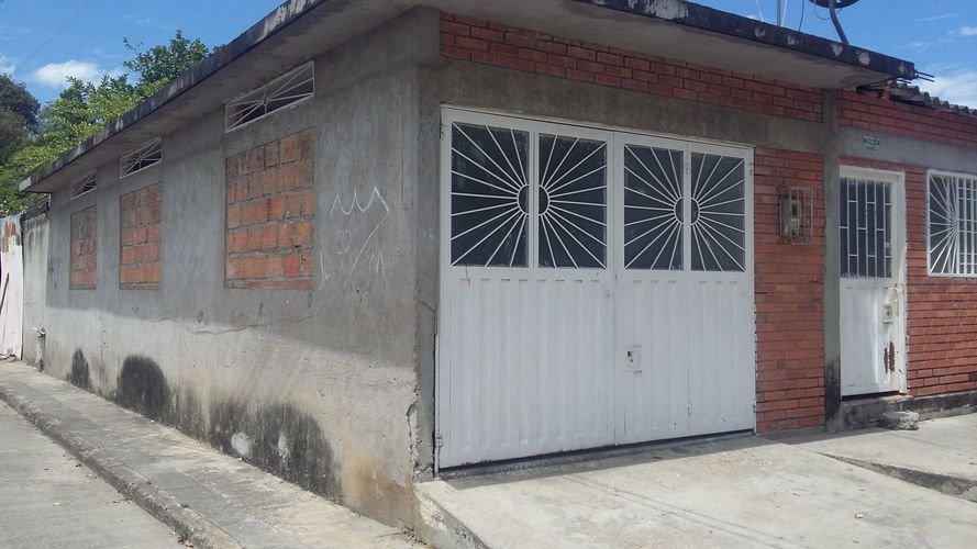 Casa de 4 alcobas en venta en Primero De Enero, Girardot, 160 m² · foto 16 de 19