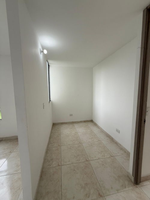 Apartamento de 2 alcobas en venta en Las Mercedes, Jamundí, 45 m² · foto 10 de 13
