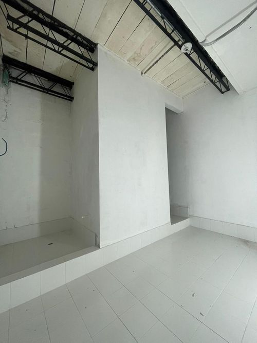 Bodega en arriendo en El Castillo, Barranquilla, 2530 m² · foto 6 de 20