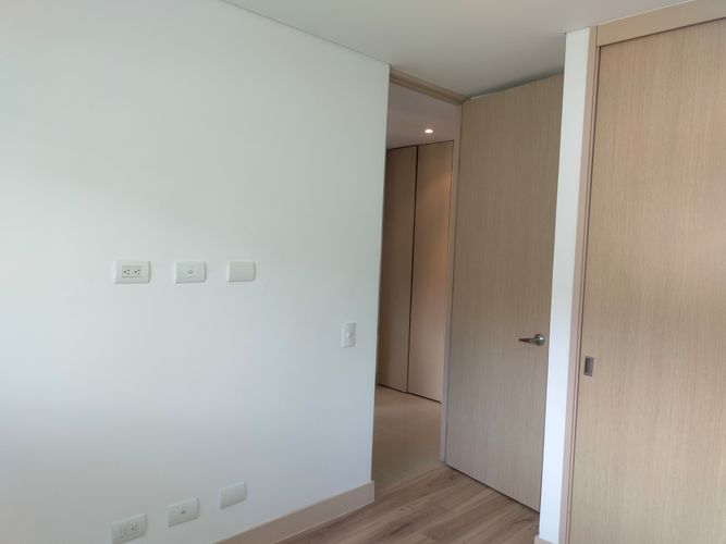 Apartamento de 3 alcobas en arriendo en El Poblado, Medellín, 117 m² · foto 16 de 20