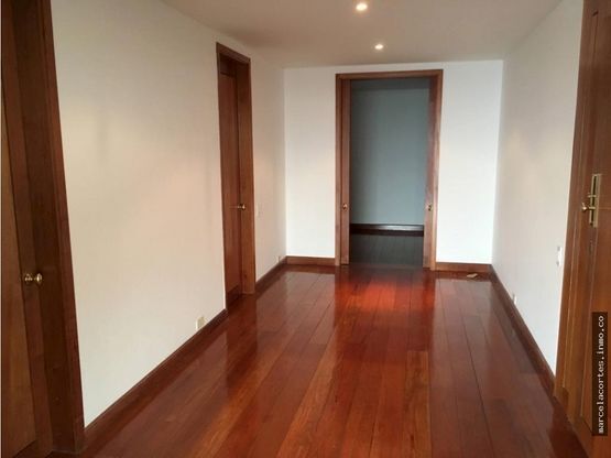 Apartamento en venta en El Refugio, Bogotá · foto 6 de 21