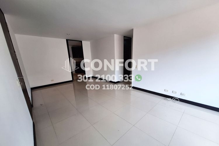 Apartamento de 3 alcobas en arriendo en El Chingui, Envigado, 96 m² · foto 2 de 24
