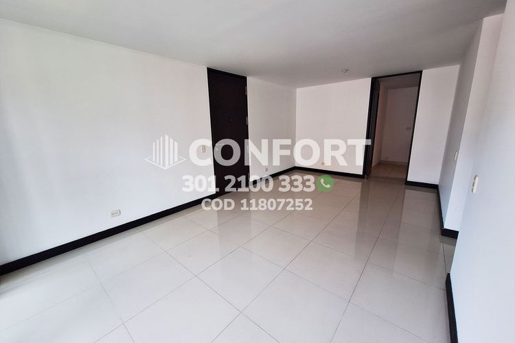 Apartamento de 3 alcobas en arriendo en El Chingui, Envigado, 96 m² · foto 3 de 24