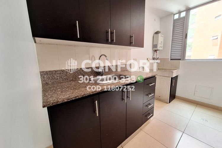 Apartamento de 3 alcobas en arriendo en El Chingui, Envigado, 96 m² · foto 7 de 24