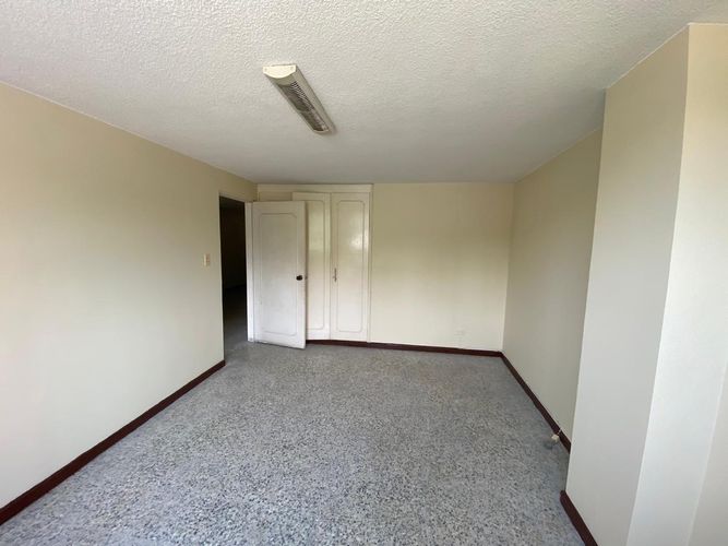 Apartamento de 4 alcobas en venta en Bellavista, Cali, 149 m² · foto 9 de 16