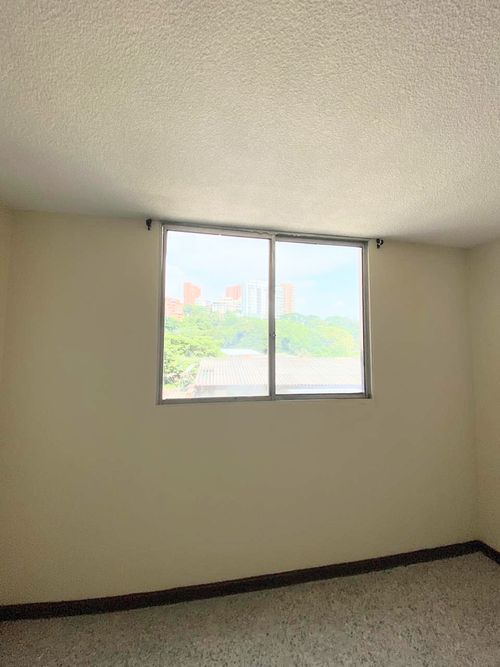 Apartamento de 4 alcobas en venta en Bellavista, Cali, 149 m² · foto 14 de 16