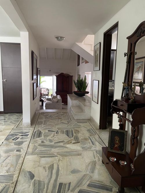 Casa de 3 alcobas en venta en Cristales, Cali, 400 m² · foto 6 de 24