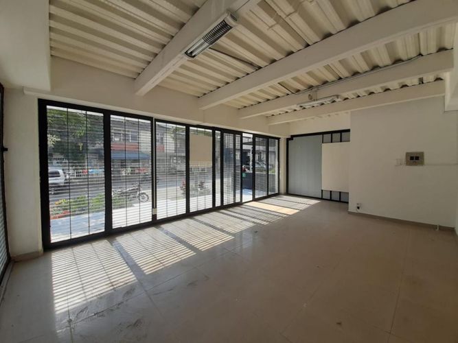 Local en arriendo en El Bosque, Cali, 50 m² · foto 5 de 9