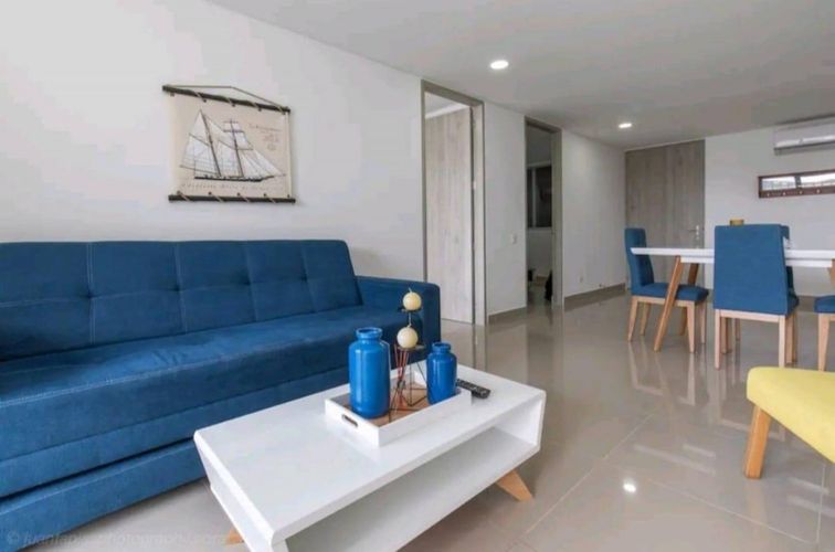 Apartamento de 2 alcobas en venta en Crespo, Cartagena, 78 m² · foto 3 de 12