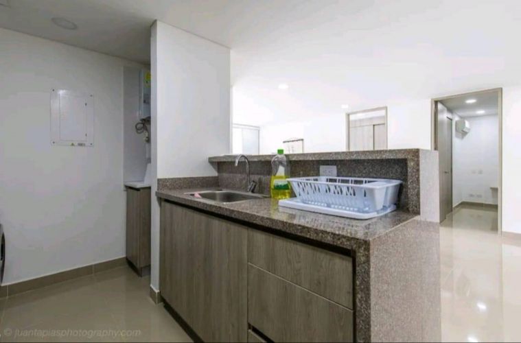 Apartamento de 2 alcobas en venta en Crespo, Cartagena, 78 m² · foto 4 de 12