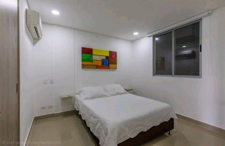 Apartamento de 2 alcobas en venta en Crespo, Cartagena, 78 m² · foto 8 de 12