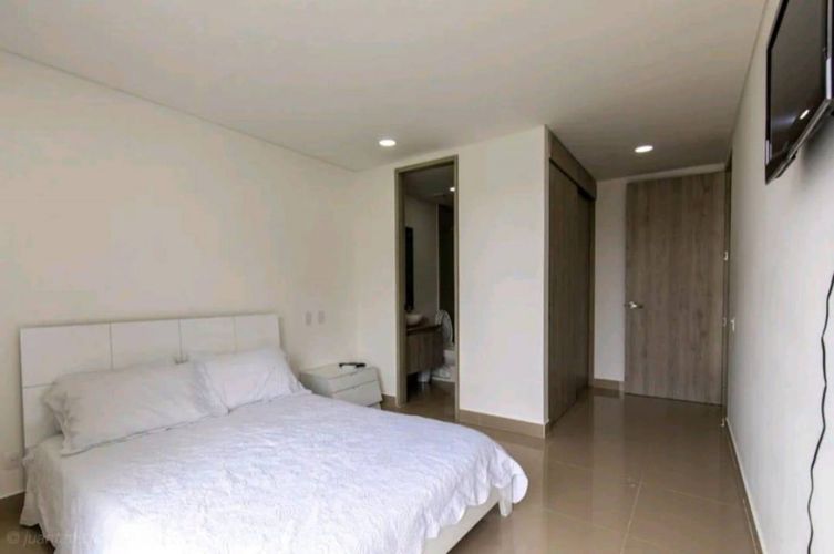 Apartamento de 2 alcobas en venta en Crespo, Cartagena, 78 m² · foto 9 de 12