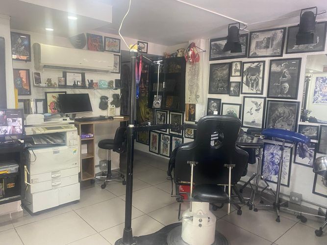 Local en arriendo en El Poblado, Medellín, 32 m² · foto 4 de 6