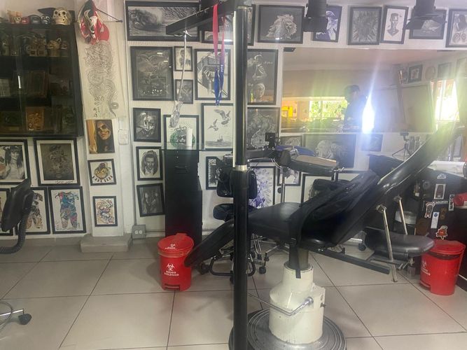 Local en arriendo en El Poblado, Medellín, 32 m² · foto 2 de 6