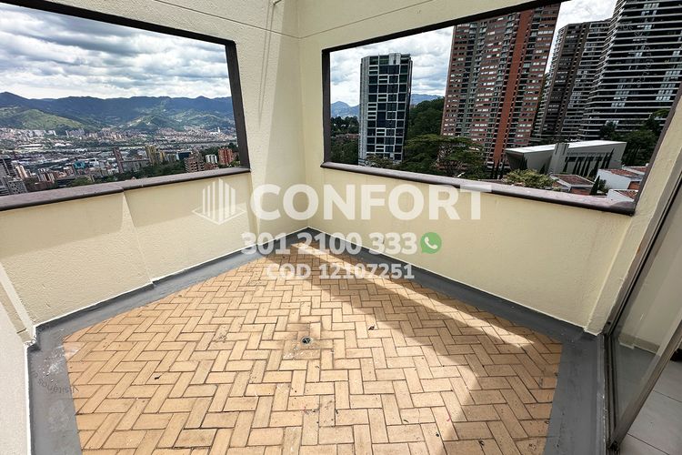 Apartamento de 4 alcobas en arriendo en Altos Del Poblado, Medellín, 115 m² · foto 21 de 24