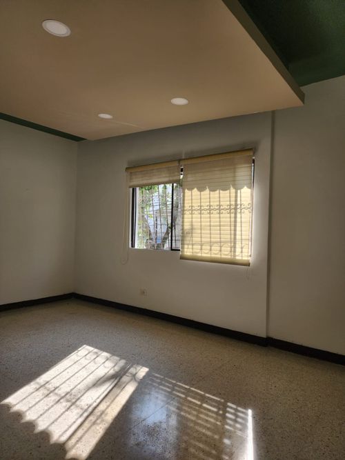 Casa de 5 alcobas en venta en El Gran Limonar, Cali, 206 m² · foto 7 de 17