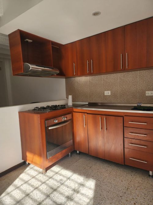 Casa de 5 alcobas en venta en El Gran Limonar, Cali, 206 m² · foto 10 de 17