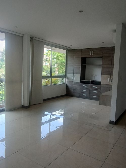 Apartamento de 3 alcobas en venta en El Peñon, Cali, 97 m² · foto 3 de 11