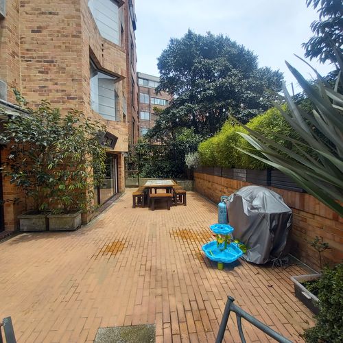 Apartamento en venta en Los Rosales, Bogotá · foto 8 de 24