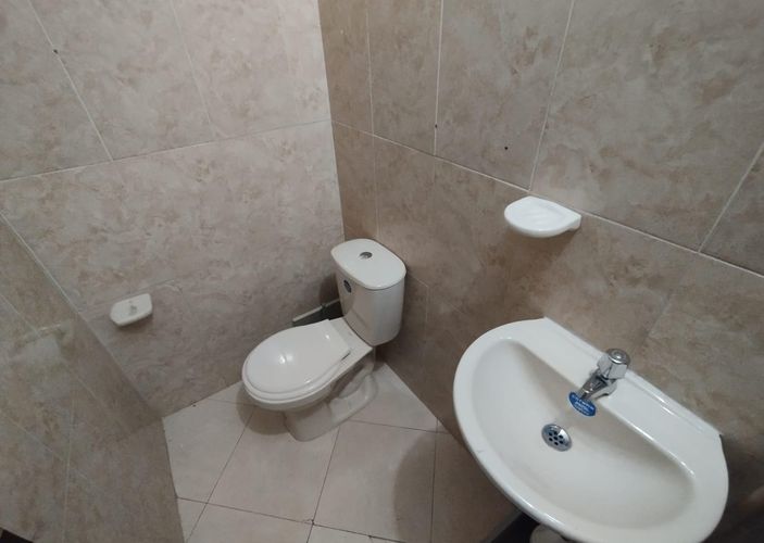 Local en arriendo en Boston, Medellín, 15 m² · foto 5 de 5