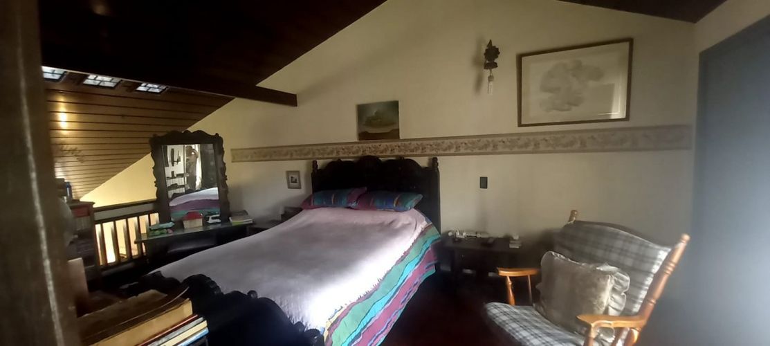 Casa de 3 alcobas en venta en Cabecera Del Llano, Bucaramanga, 244 m² · foto 5 de 8