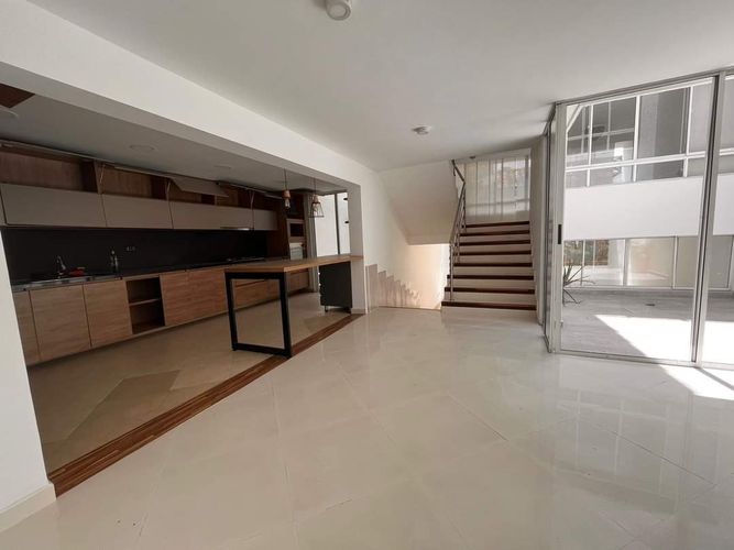 Apartamento de 3 alcobas en venta en Cabecera Del Llano, Bucaramanga, 303 m² · foto 3 de 13