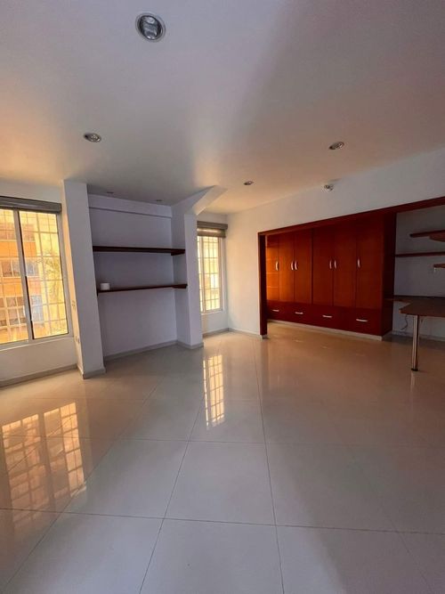 Apartamento de 3 alcobas en venta en Cabecera Del Llano, Bucaramanga, 303 m² · foto 12 de 13