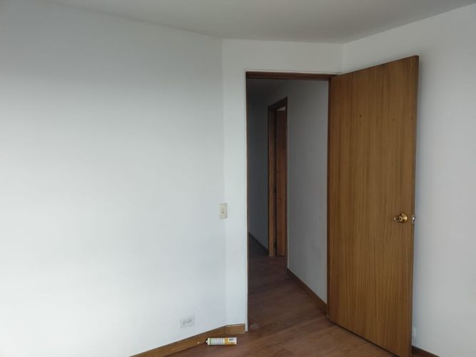 Apartamento de 3 alcobas en arriendo en El Poblado, Medellín, 79 m² · foto 10 de 14