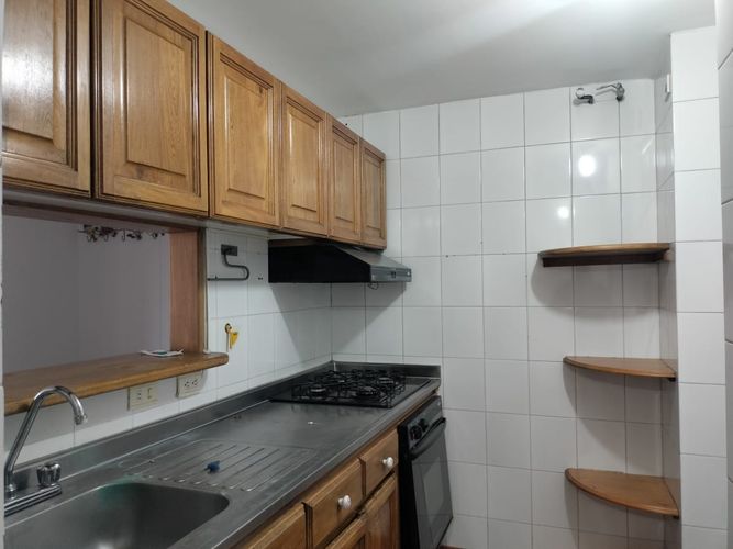 Apartamento de 3 alcobas en arriendo en El Poblado, Medellín, 79 m² · foto 5 de 14