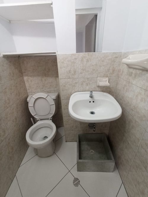 Oficina en arriendo en Suramericana, Medellín, 28 m² · foto 3 de 4