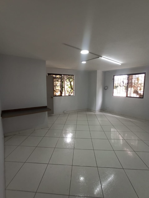 Oficina en arriendo en Suramericana, Medellín, 28 m² · foto 4 de 4