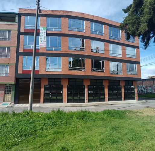 Apartamento de 3 alcobas en venta en Super Manzana 14, Bogotá, 68 m² · foto 8 de 11