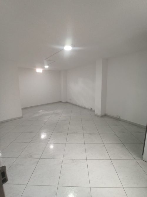 Oficina en arriendo en Suramericana, Medellín, 28 m² · foto 3 de 5