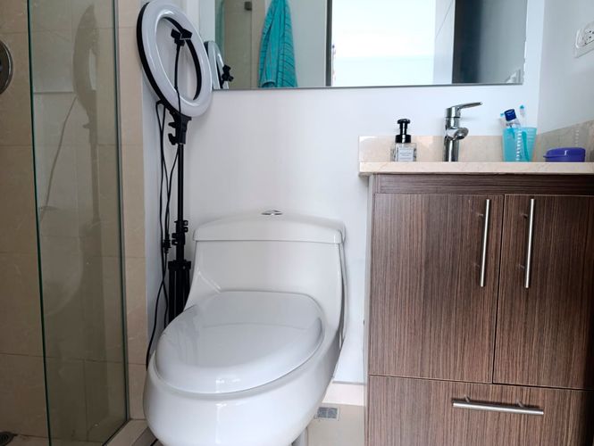 Apartamento de 2 alcobas en arriendo en El Poblado, Medellín, 98 m² · foto 18 de 19