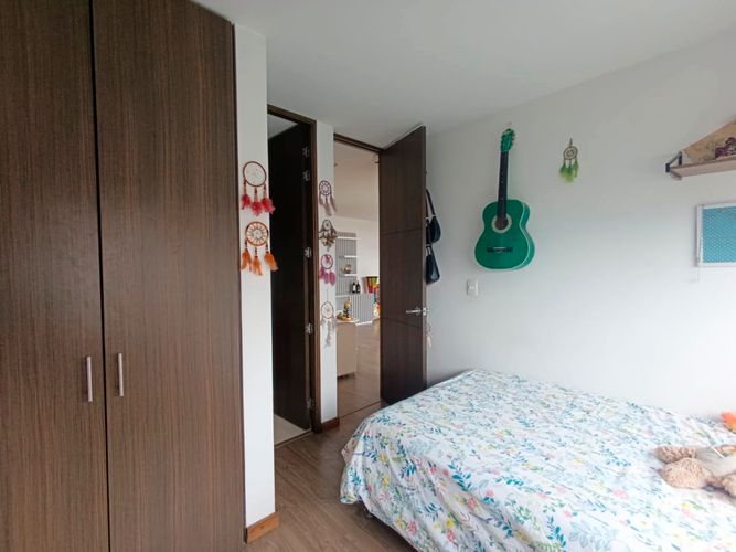 Apartamento de 2 alcobas en arriendo en El Poblado, Medellín, 98 m² · foto 10 de 19