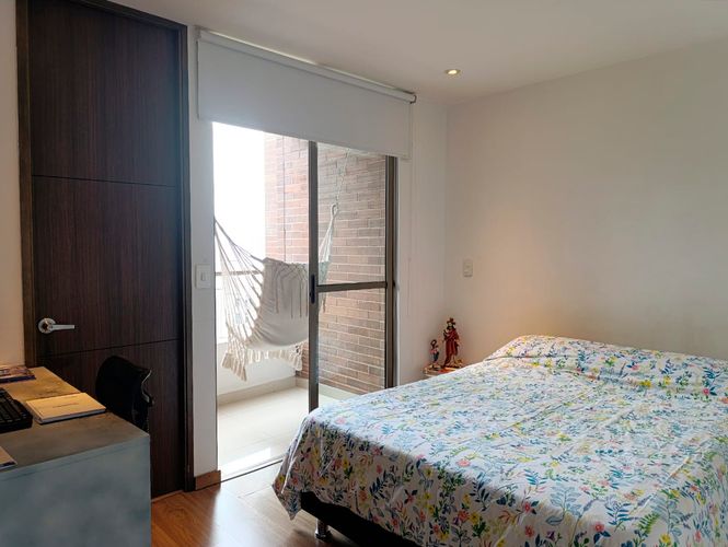 Apartamento de 2 alcobas en arriendo en El Poblado, Medellín, 98 m² · foto 8 de 19