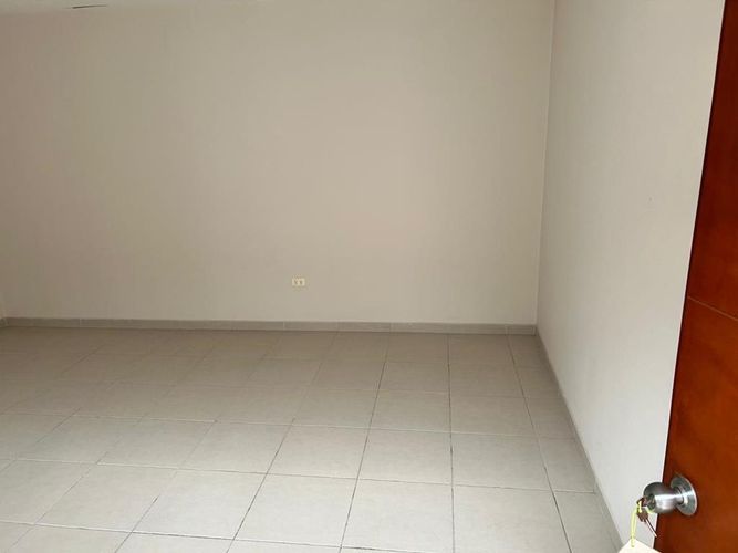 Oficina en arriendo en Centro, Bucaramanga, 19 m² · foto 3 de 4