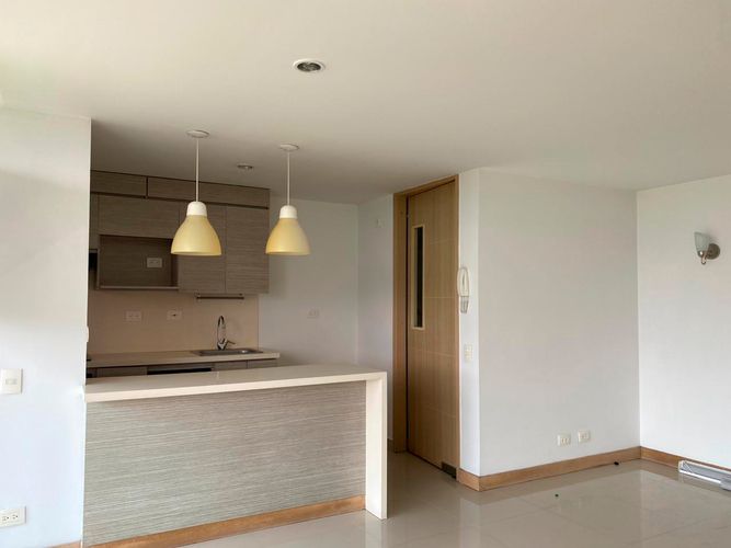 Apartamento de 2 alcobas en arriendo en El Poblado, Medellín, 80 m² · foto 6 de 16