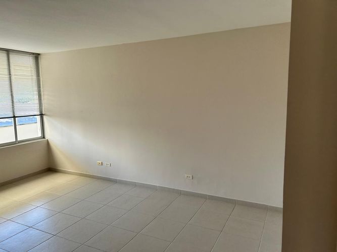 Oficina en arriendo en Centro, Bucaramanga, 30 m² · foto 3 de 4